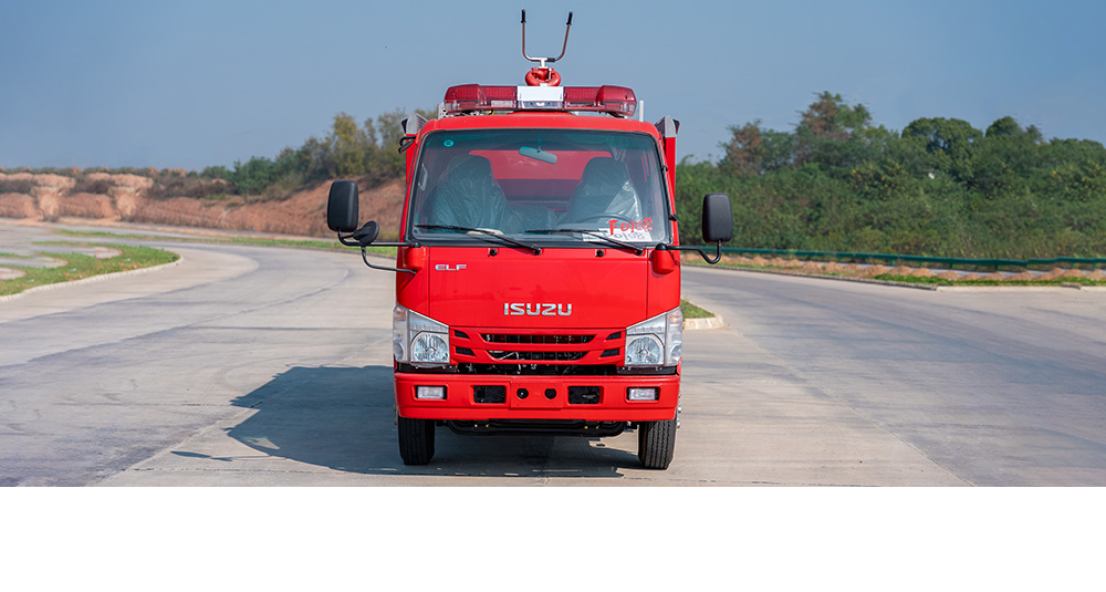 五十铃700P内藏水罐消防车