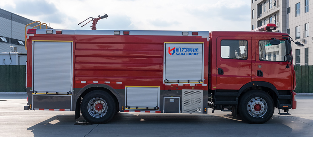 东风D9外露水罐消防车