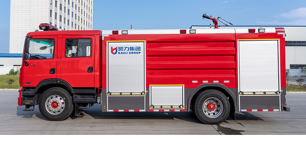 东风D9外露水罐消防车