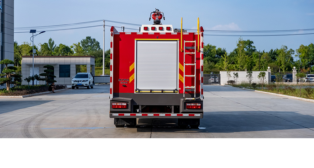 东风D9外露水罐消防车