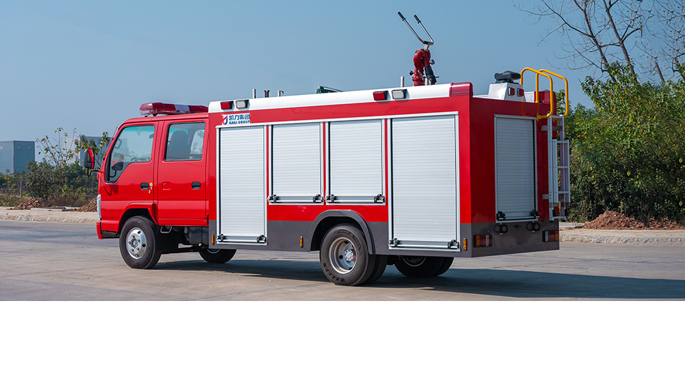 五十铃700P泡沫消防车