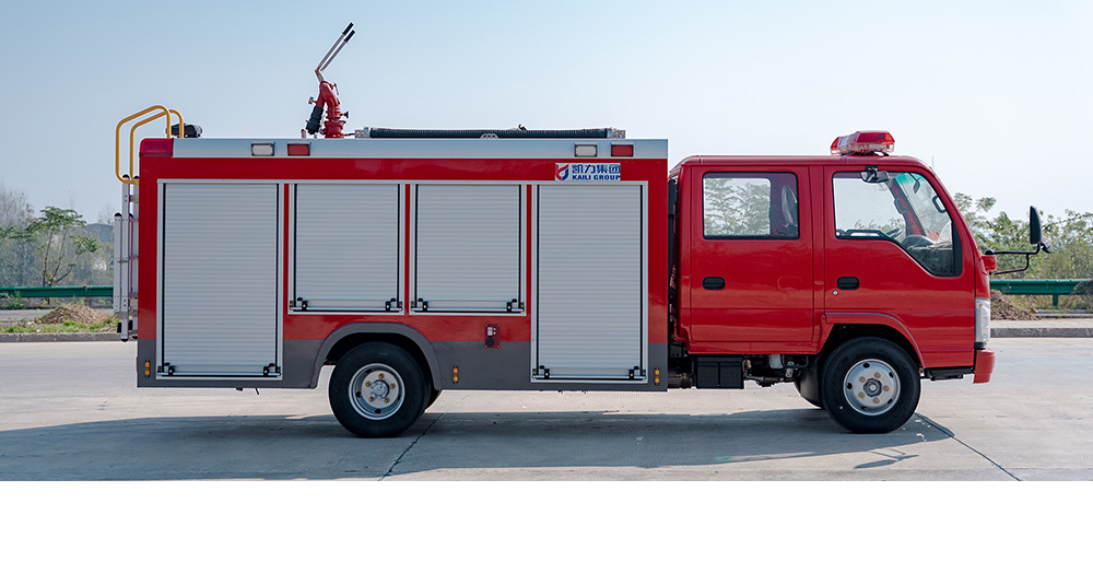 五十铃700P泡沫消防车