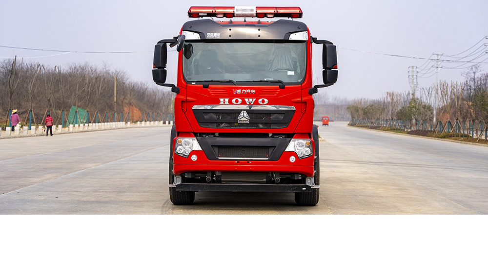 豪沃后双桥泡沫消防车