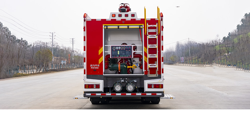 豪沃后双桥泡沫消防车