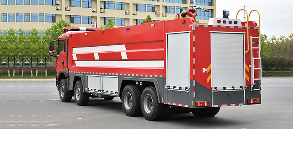 豪沃前四后八泡沫消防车