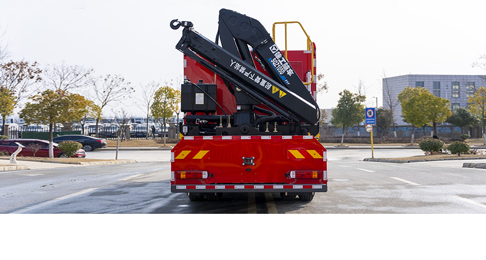 豪沃单桥抢险救援消防车