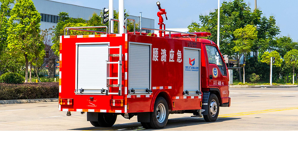 小卡之星2消防洒水车