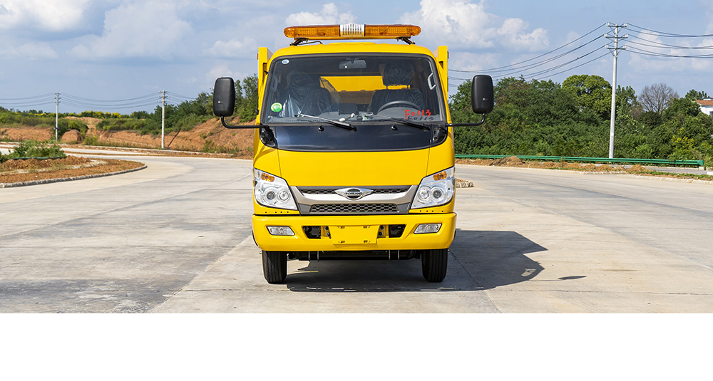 小卡之星3双排消防洒水车