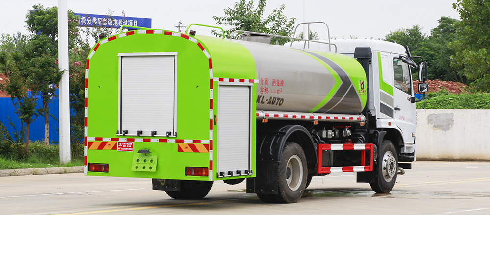 东风华神消防洒水车