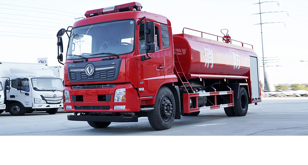 东风天锦消防洒水车