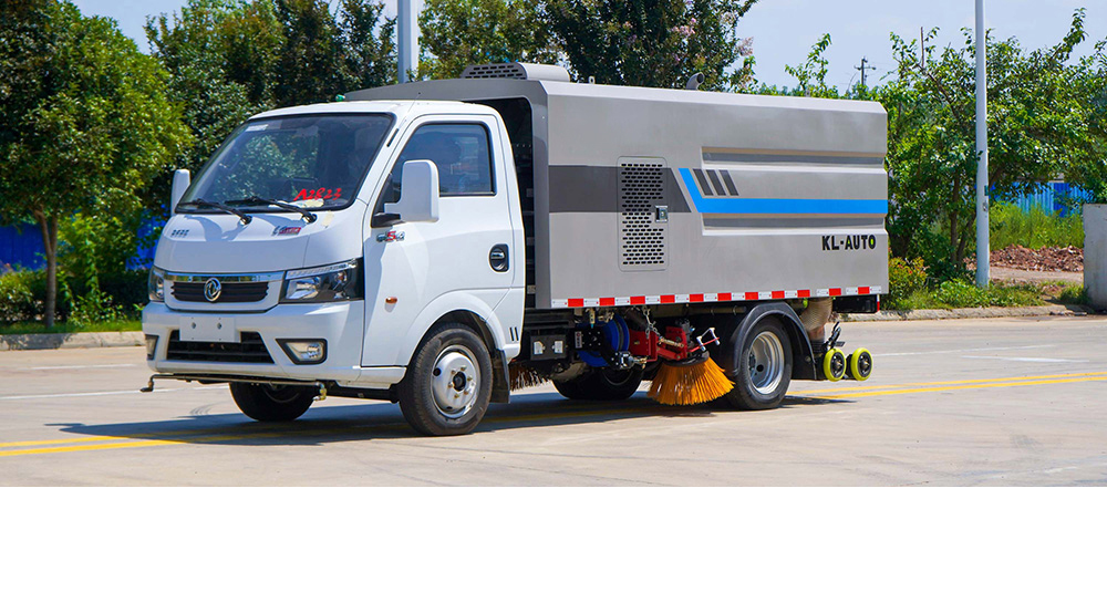 东风途逸纯电洗扫车