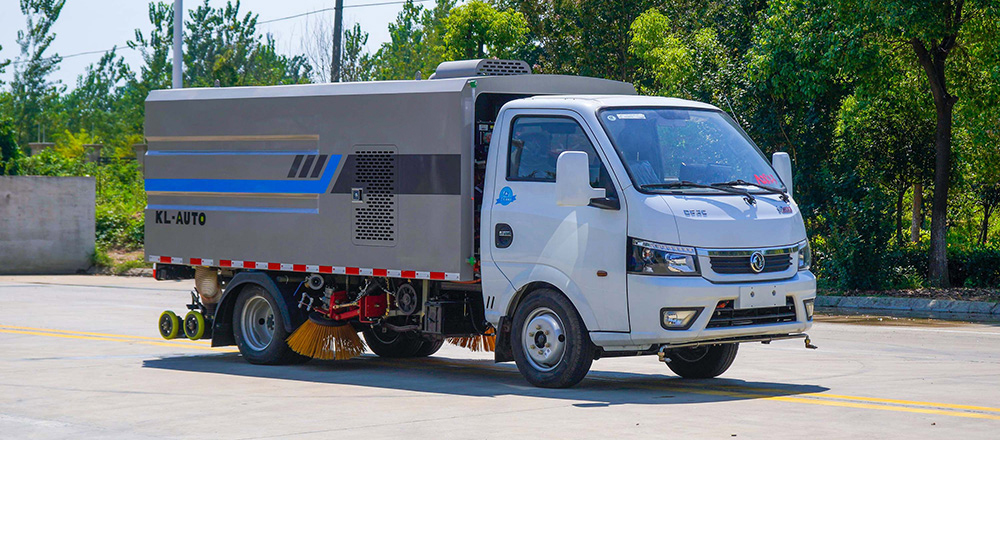 东风途逸纯电洗扫车