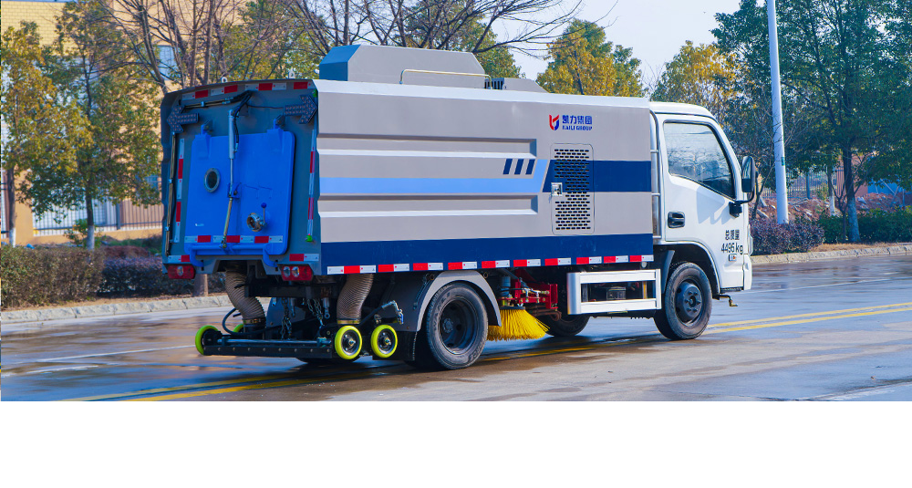 跃进ES80纯电洗扫车