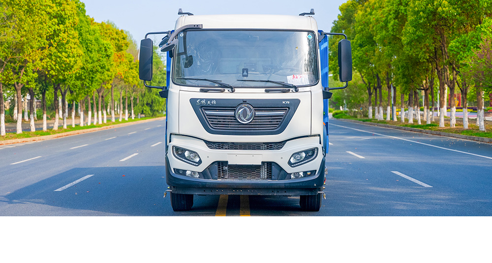 东风天锦纯电洗扫车