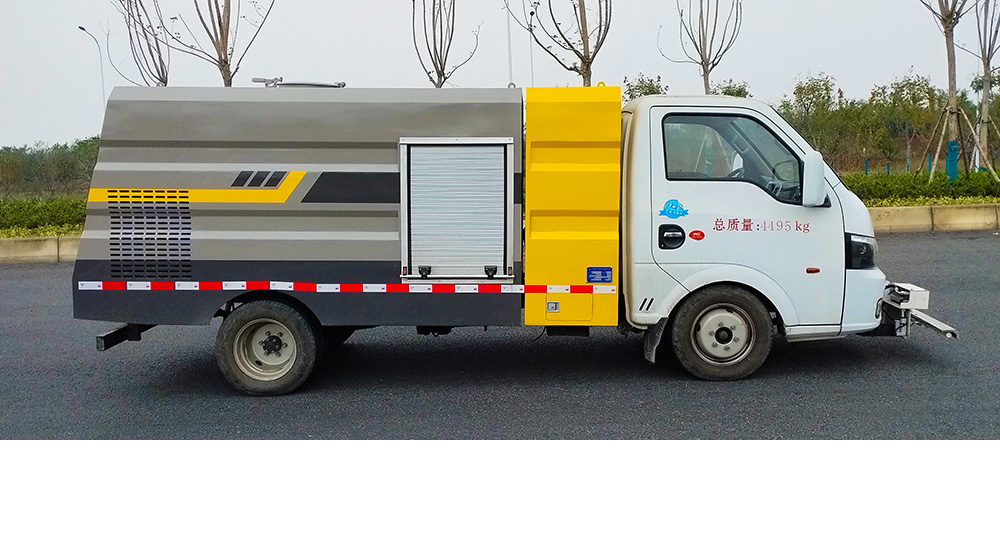 东风途逸纯电路面清洗车