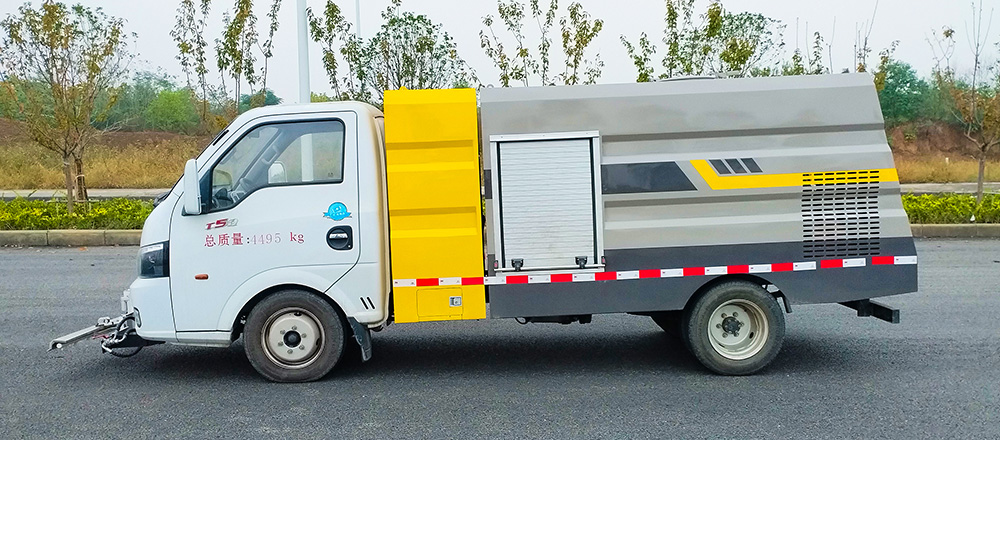 东风途逸纯电路面清洗车