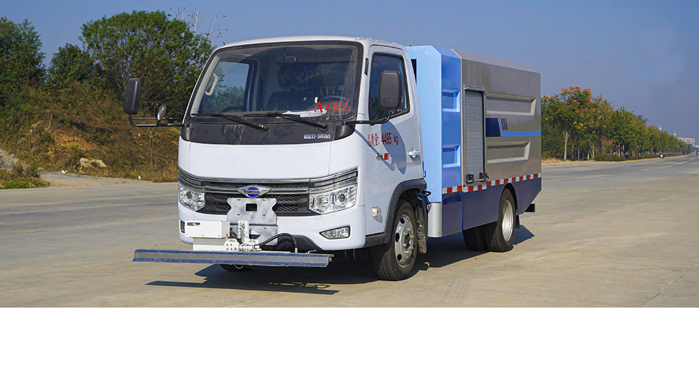 福田领航S1纯电路面清洗车