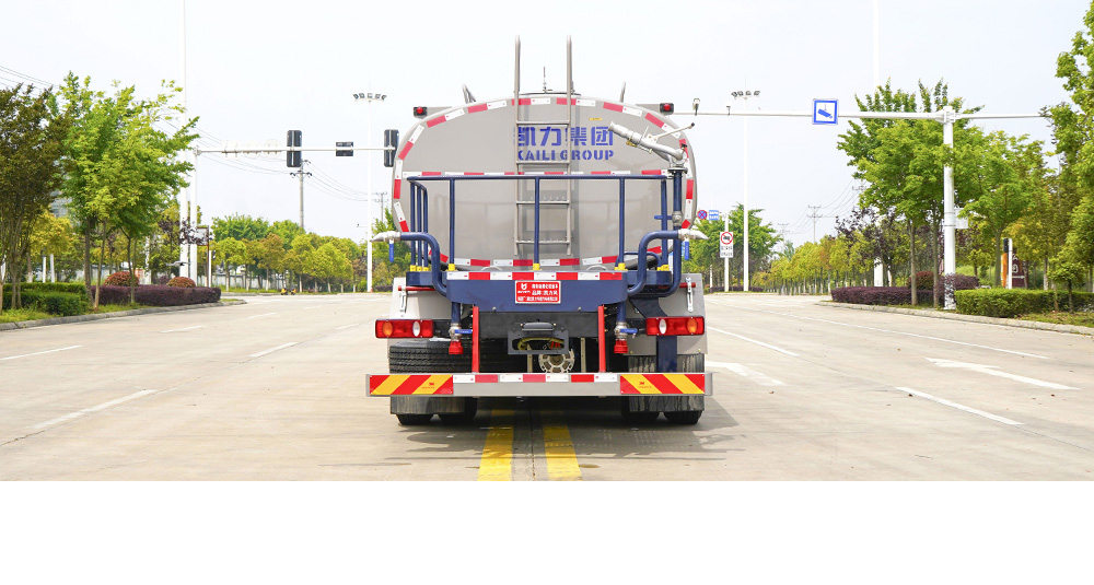 东风天锦纯电路面清洗车