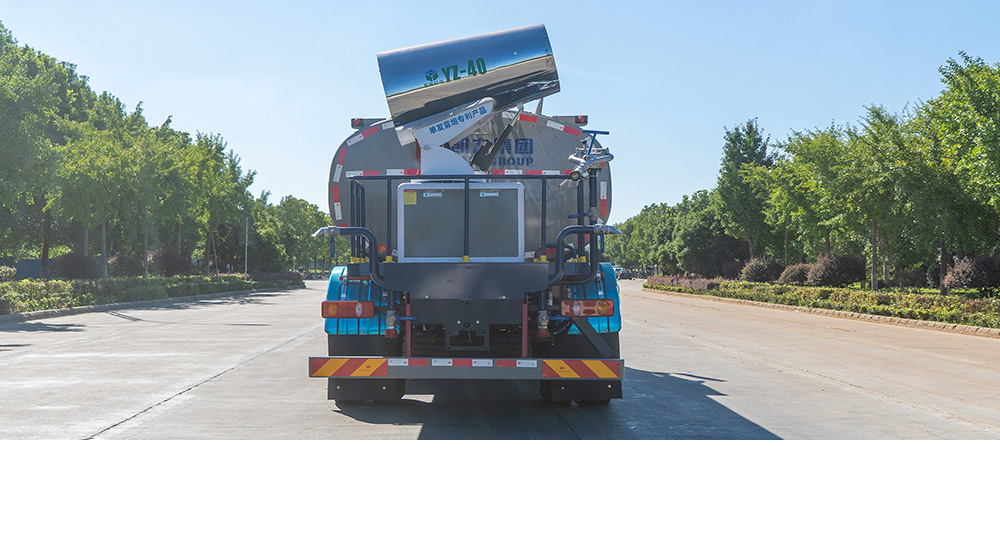 东风柳汽M3纯电绿化喷洒车