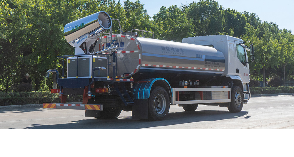 东风柳汽M3纯电绿化喷洒车