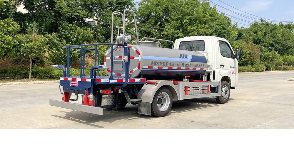 福田领航S1纯电多功能抑尘车