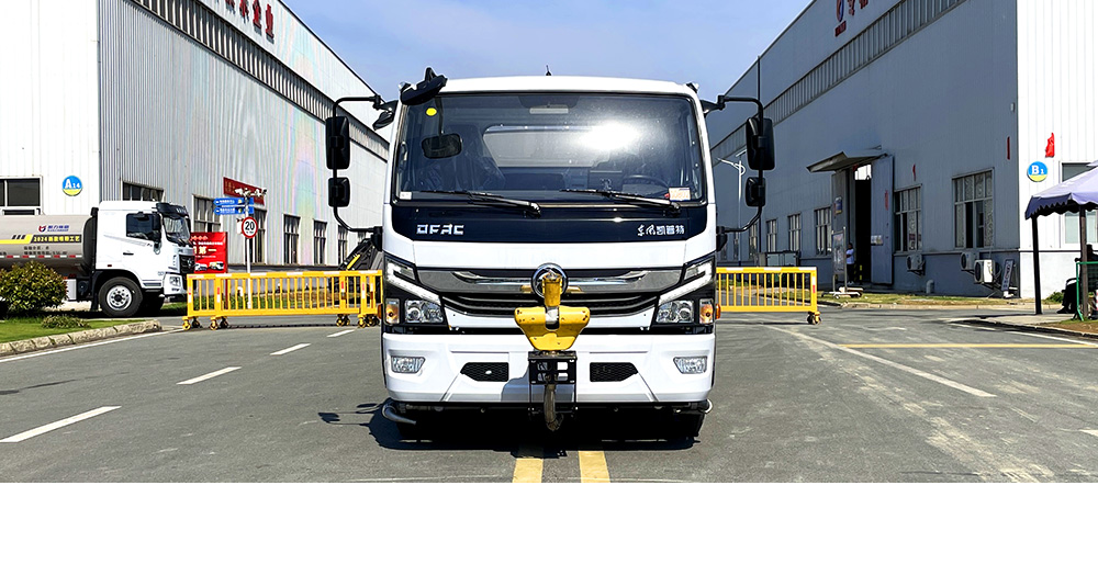 东风凯普特纯电多功能抑尘车