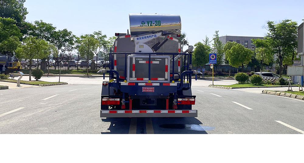 东风凯普特纯电多功能抑尘车