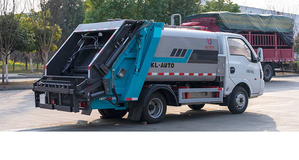 东风途逸纯电压缩式垃圾车