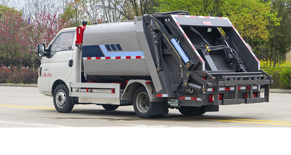 江淮凯达i3纯电动压缩式垃圾车