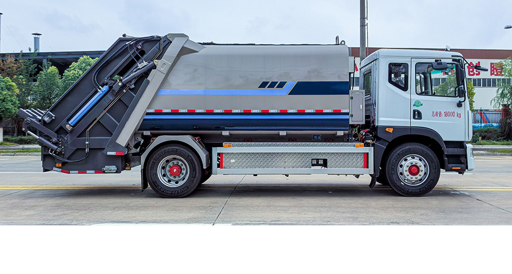 东风D9纯电压缩式垃圾车