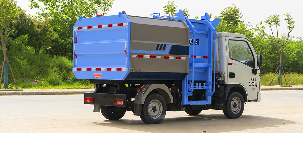 上汽跃进纯电自装卸式垃圾车