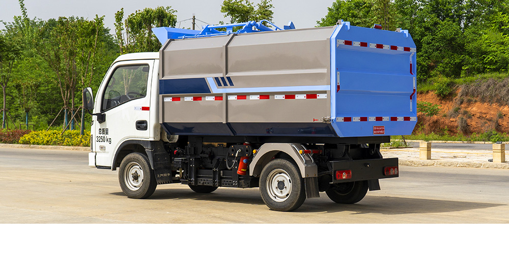 上汽跃进纯电自装卸式垃圾车