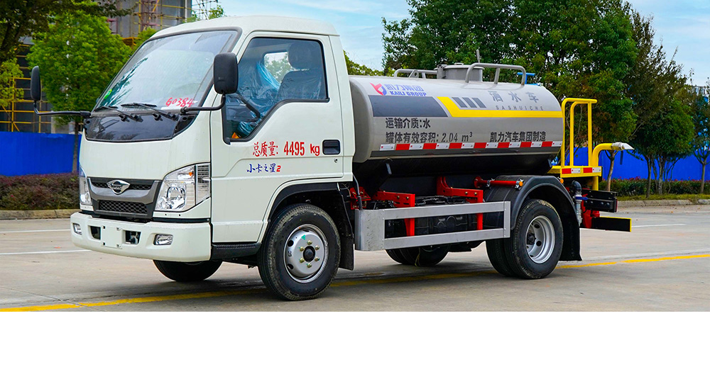 福田小卡之星2洒水车