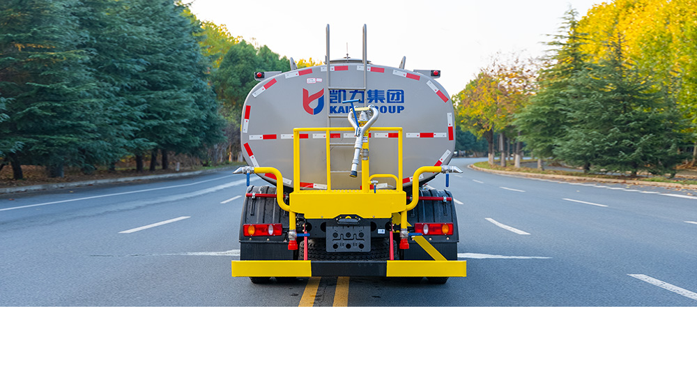 东风华神KL5洒水车
