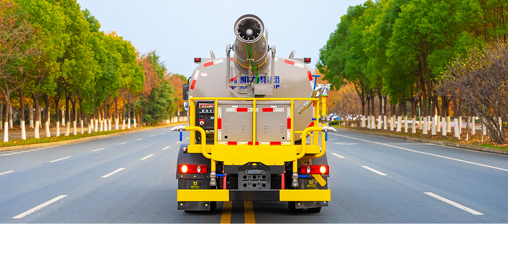 东风华神T1绿化喷洒车