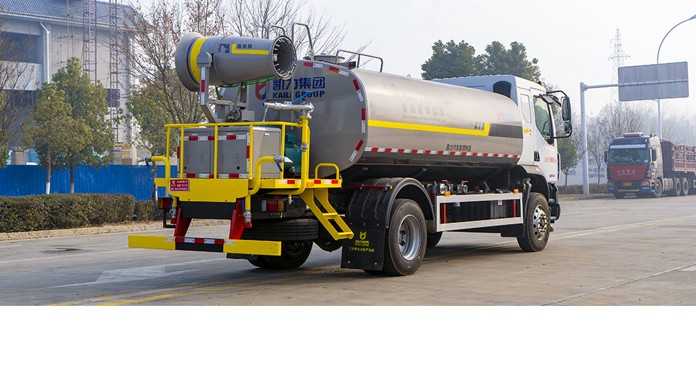 柳汽M3绿化喷洒车