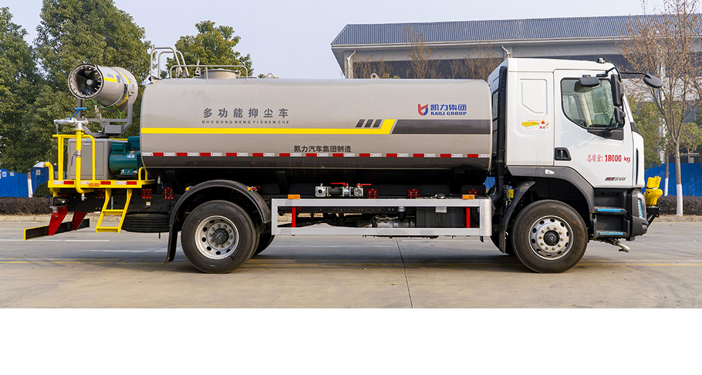 柳汽M3绿化喷洒车