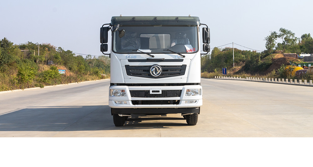 华神T5前四后八绿化喷洒车