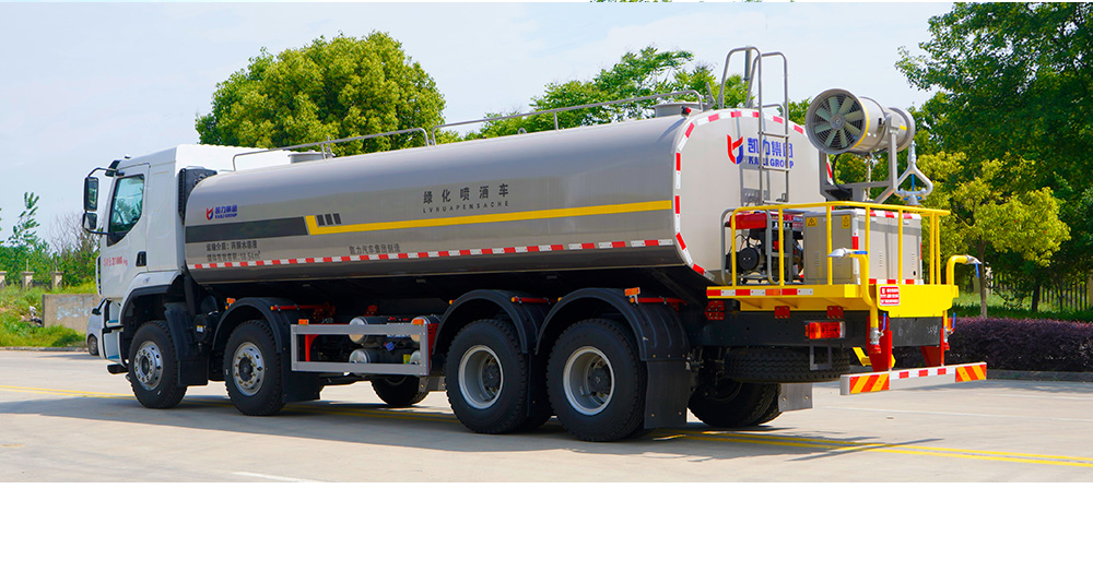 柳汽前四后八绿化喷洒车