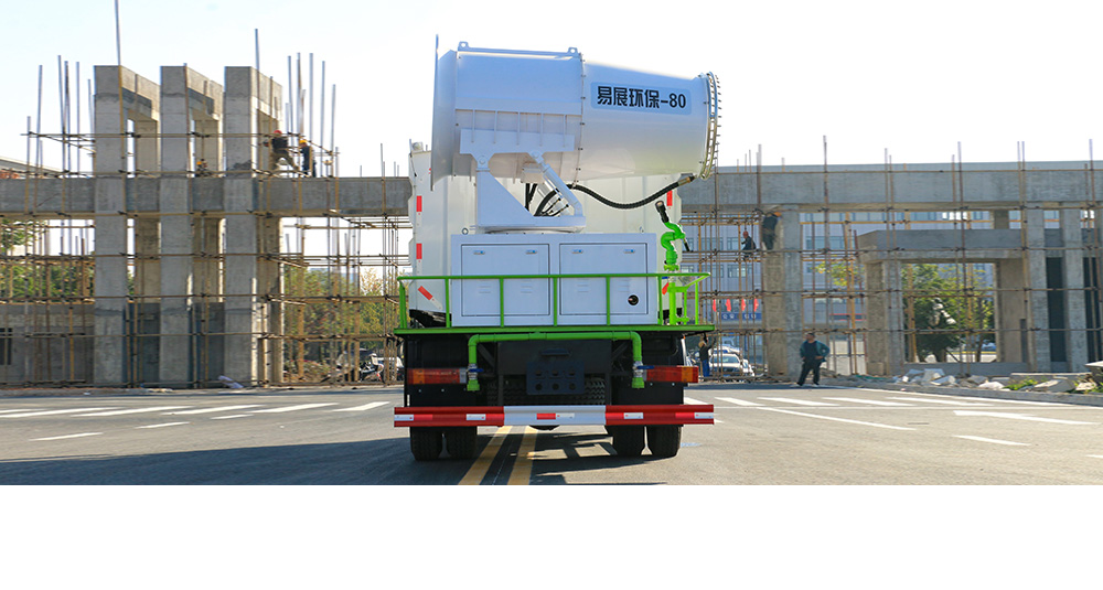 东风华神多功能抑尘车