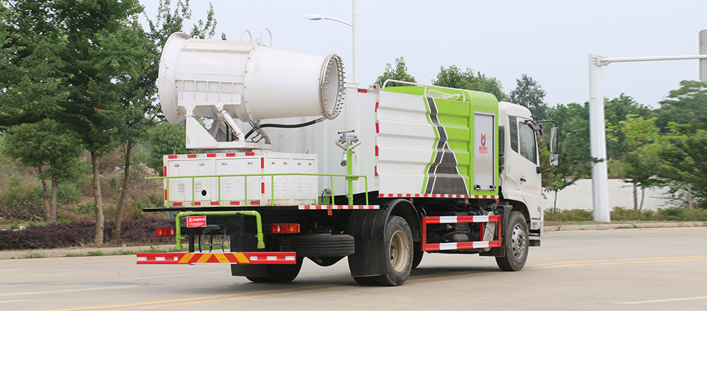 东风天锦多功能抑尘车