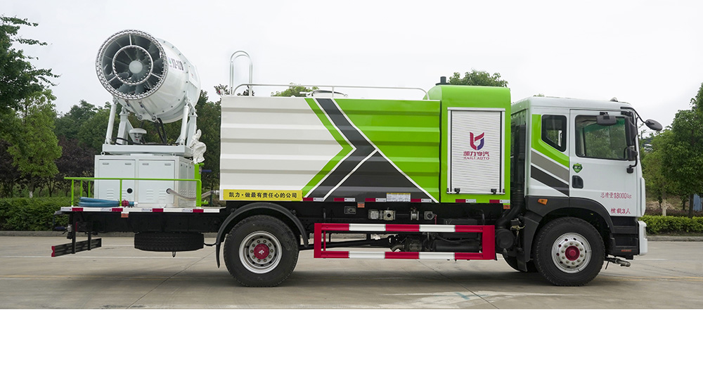 东风D9多功能抑尘车