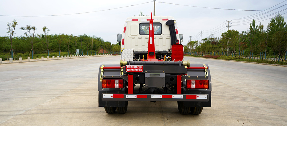 小卡之星2柴油3方车厢可卸式垃圾车