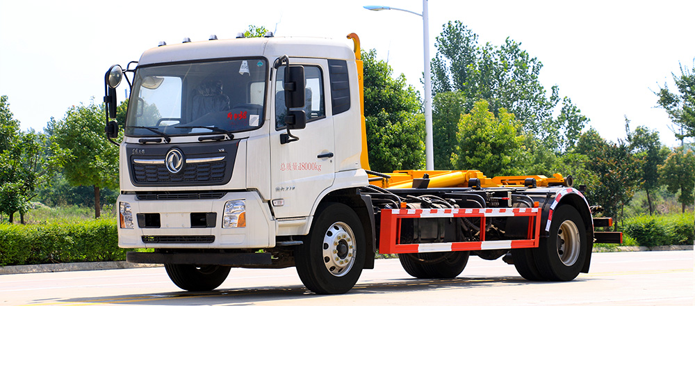 东风天锦车厢可卸式垃圾车