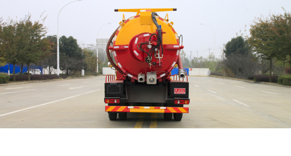 东风天锦清洗吸污车