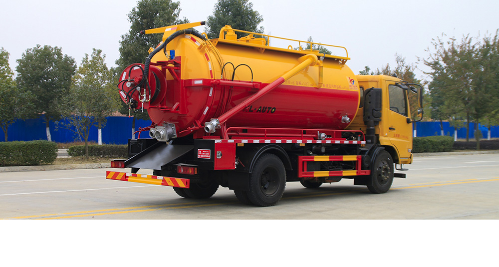 东风天锦清洗吸污车
