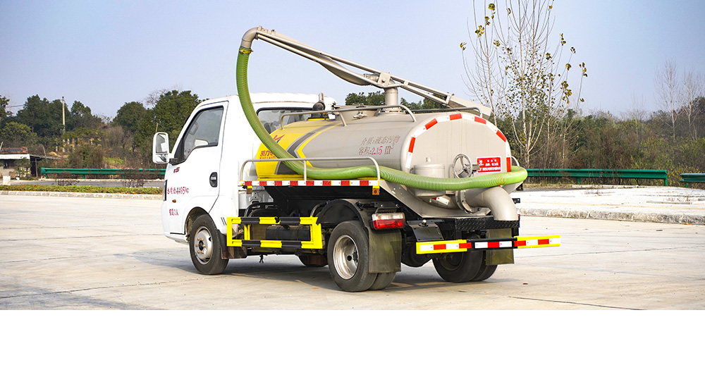 东风途逸吸粪车