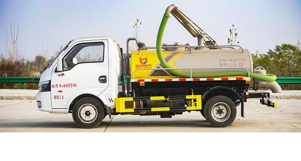 东风途逸吸粪车