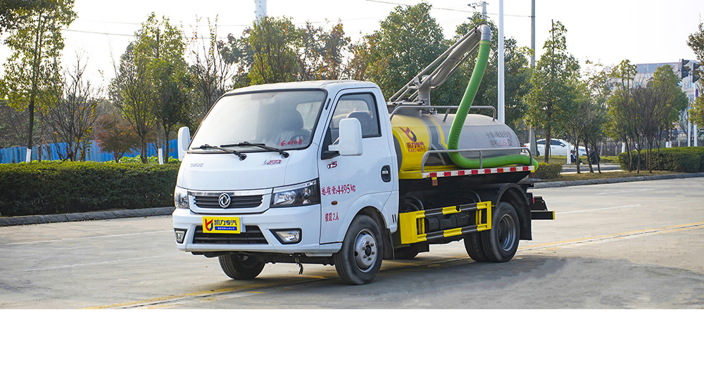 东风途逸吸粪车