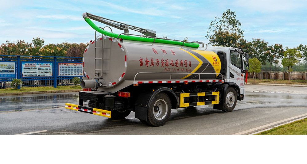 东风华神T3吸粪车